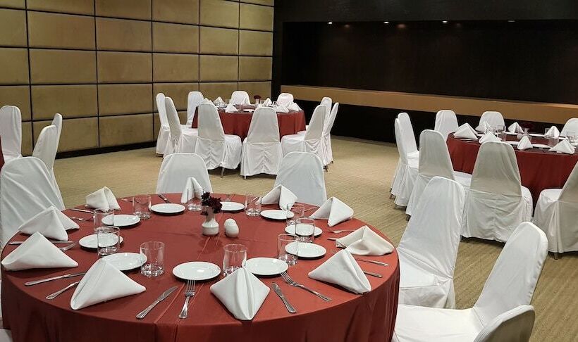 호텔 Antaris Cintermex