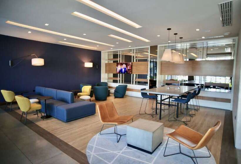 호텔 Antaris Cintermex