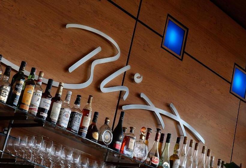 Atlantic Hotel Airport