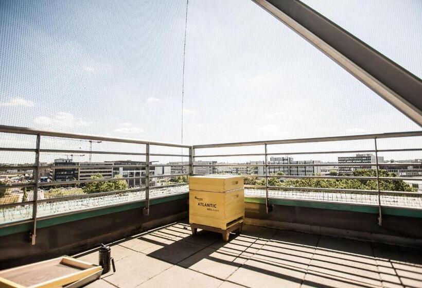 Atlantic Hotel Airport