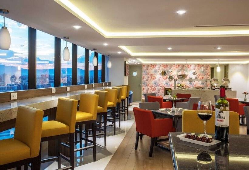 בית מלון כפרי Barcelo Guadalajara