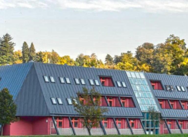 בית מלון כפרי Belaria Resort   Wellness, Bazén