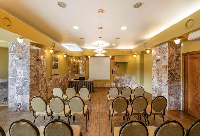 هتل Best Western Vilnius