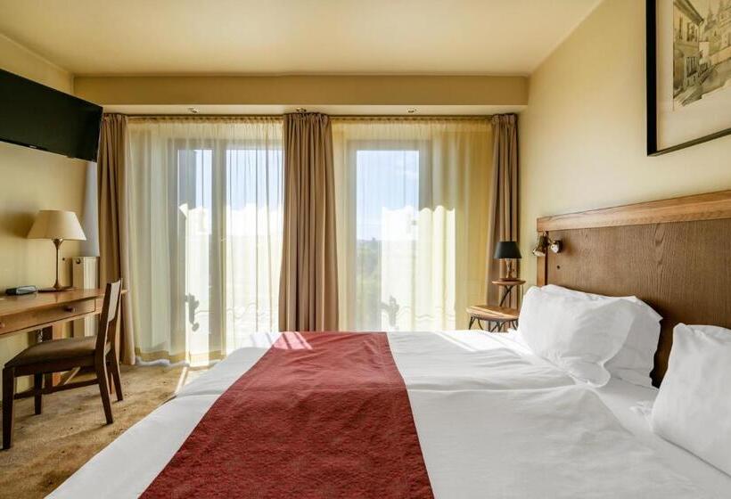 هتل Best Western Vilnius