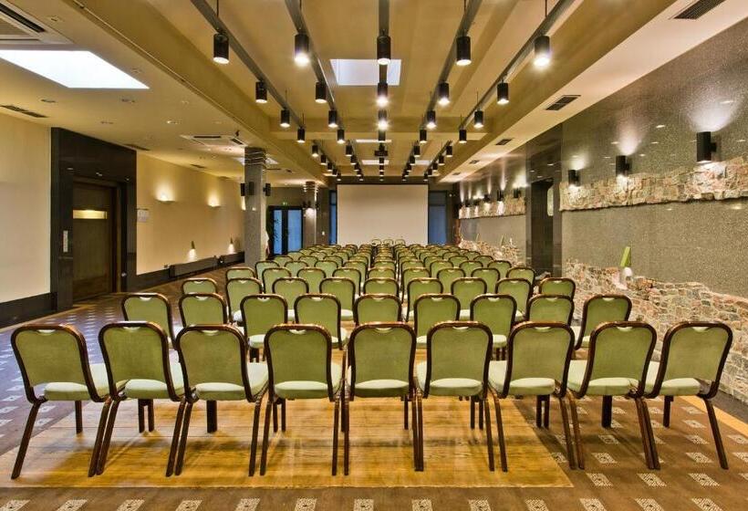 هتل Best Western Vilnius