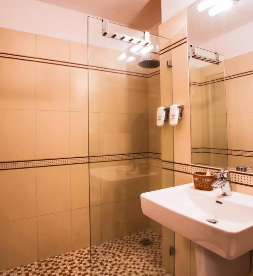 בית מלון כפרי City