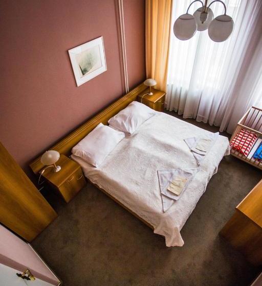 בית מלון כפרי City