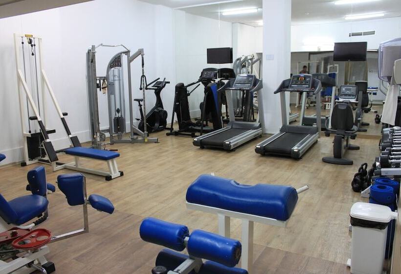 Отель Crystal Springs Beach