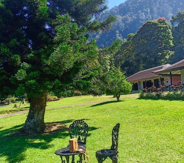 בית מלון כפרי Handara Golf & Resort Bali