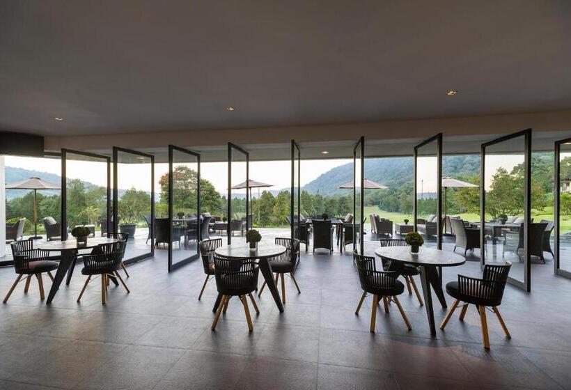 בית מלון כפרי Handara Golf & Resort Bali