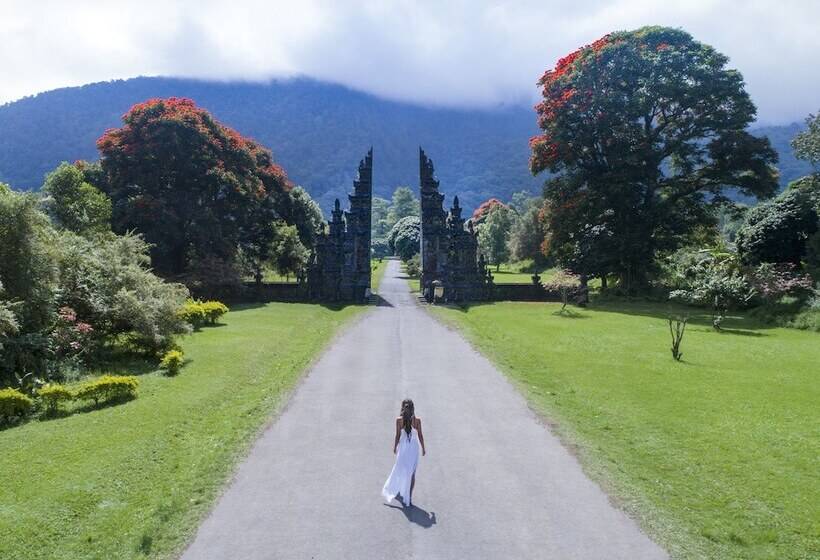 בית מלון כפרי Handara Golf & Resort Bali