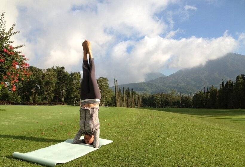 בית מלון כפרי Handara Golf & Resort Bali