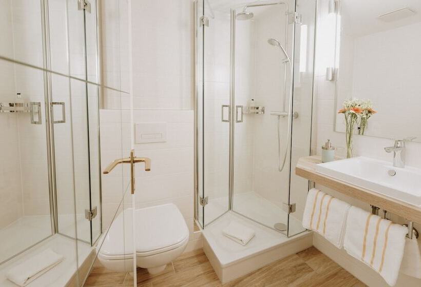 בית מלון כפרי Huber S