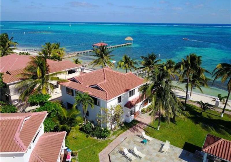 בית מלון כפרי Isla Bonita Yacht Club