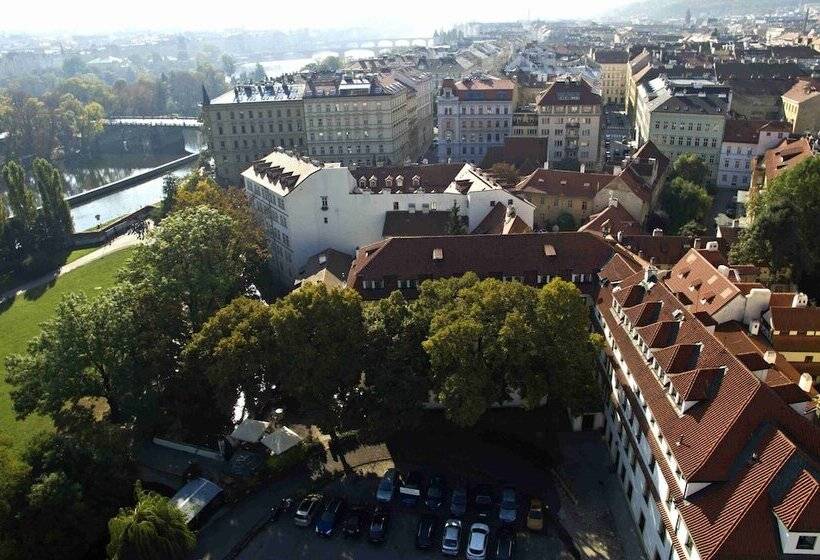 Pytloun Old Armoury Hotel Prague, Stará Zbrojnice