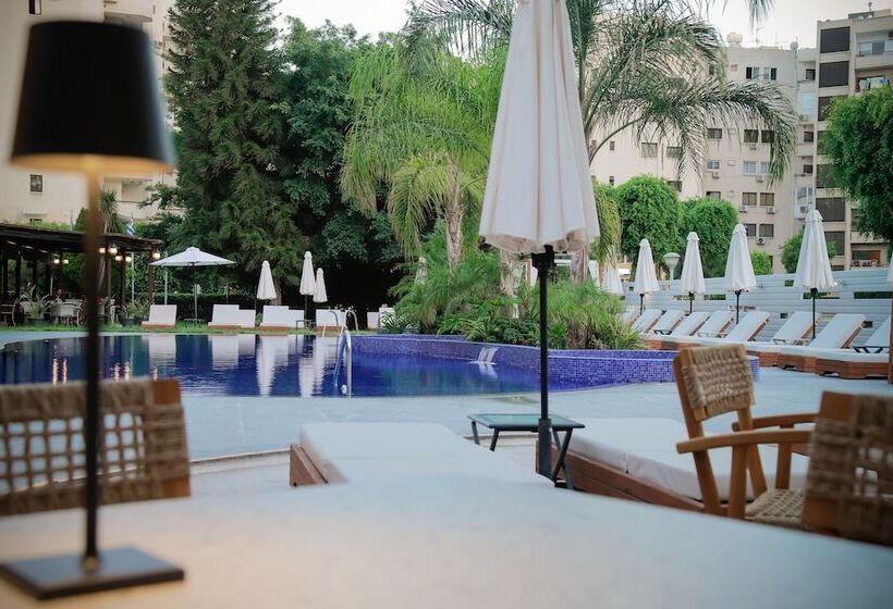 Odysseia Hotel Kapetanios