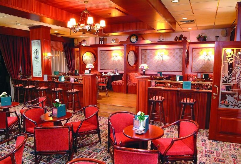 Odysseia Hotel Kapetanios