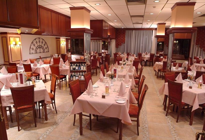 Odysseia Hotel Kapetanios