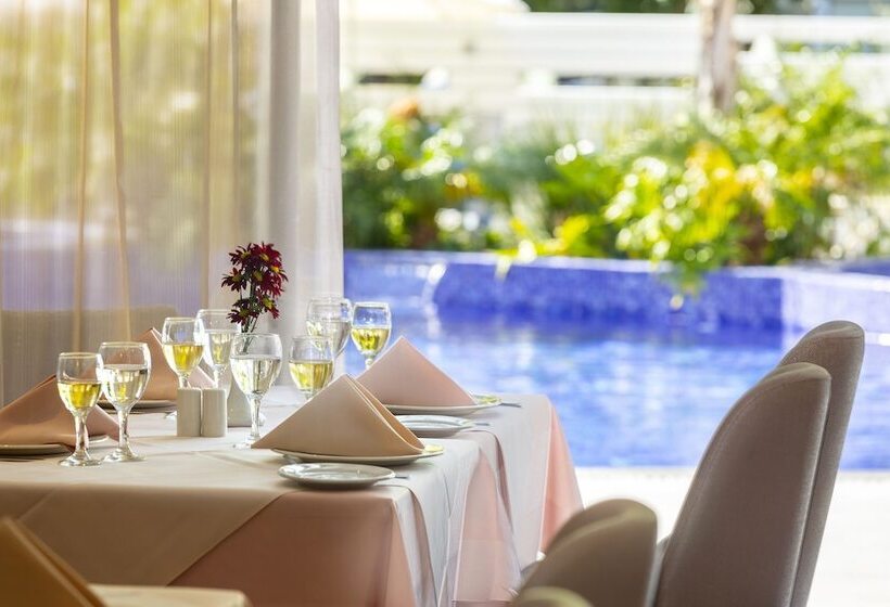 Odysseia Hotel Kapetanios