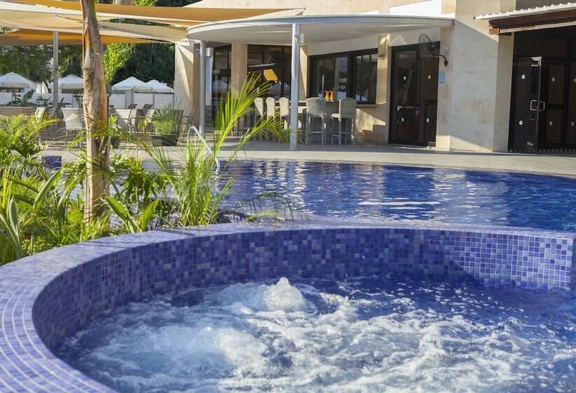 Odysseia Hotel Kapetanios