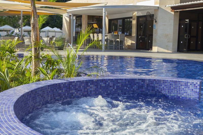 Odysseia Hotel Kapetanios