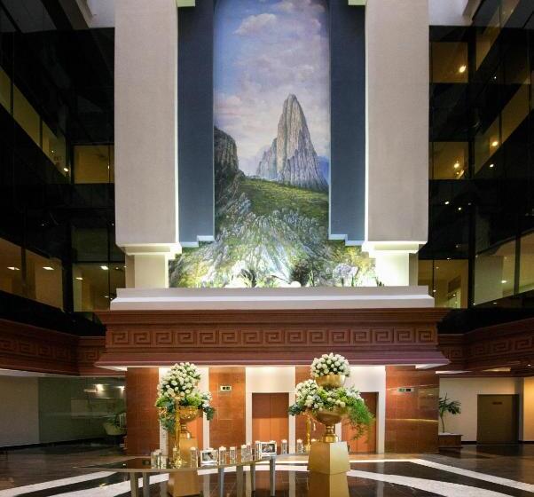 בית מלון כפרי Krystal Monterrey