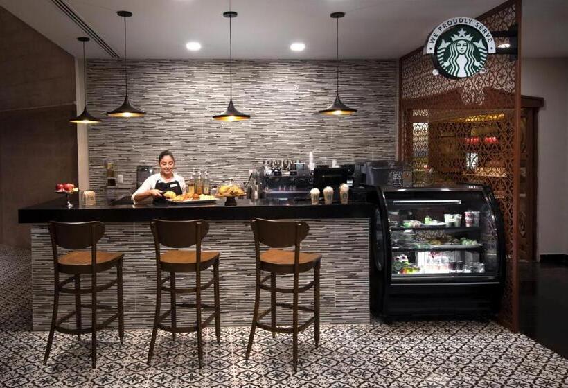 בית מלון כפרי Krystal Monterrey