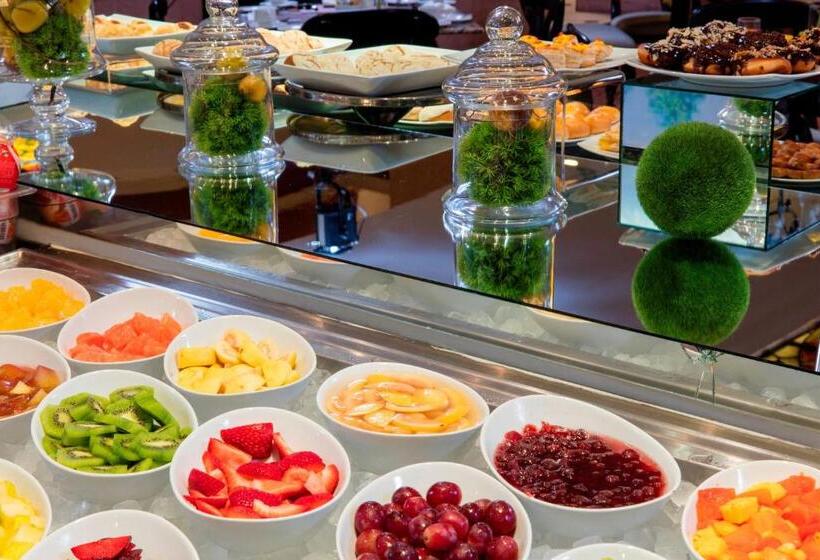 בית מלון כפרי Krystal Monterrey