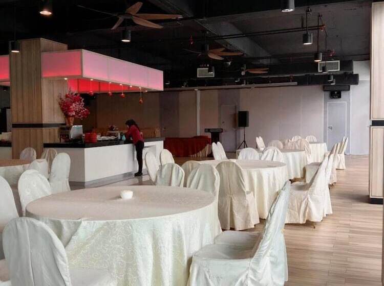 ホテル Langkasuka