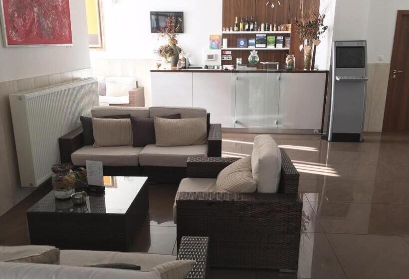 Отель Limba Ctt