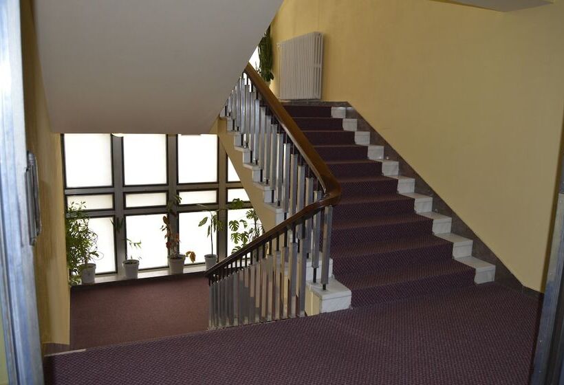 Lh Hotel Mědínek Old Town