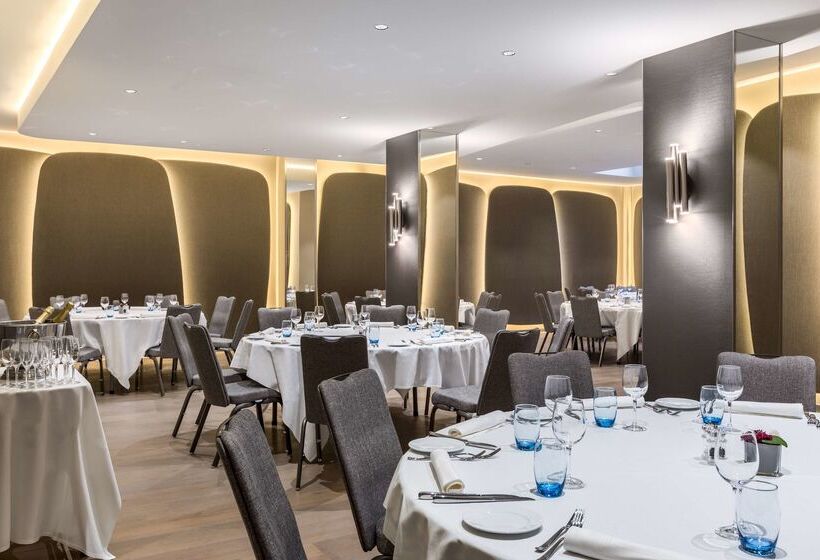 Отель NH Collection Brussels Grand Sablon