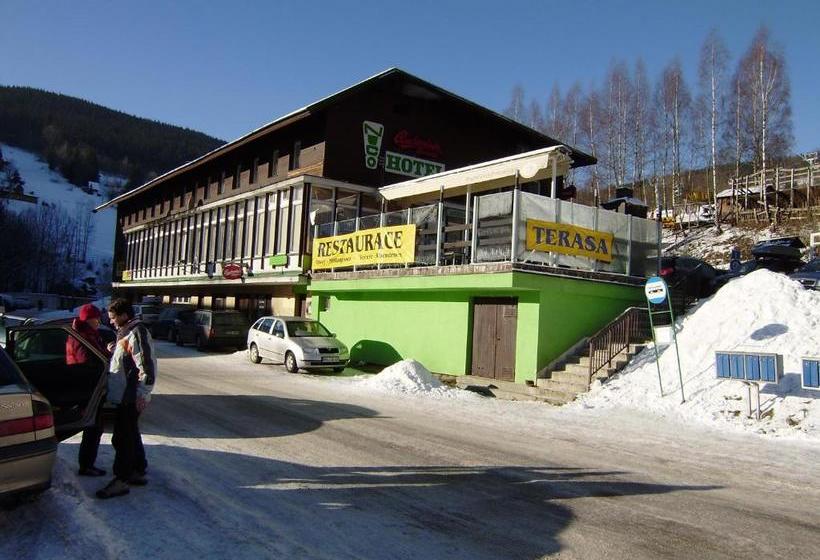 בית מלון כפרי Nico