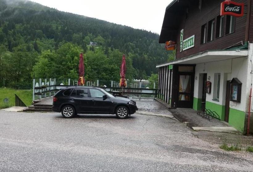 בית מלון כפרי Nico