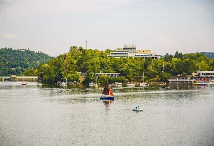 ホテル Orea Resort Santon Brno