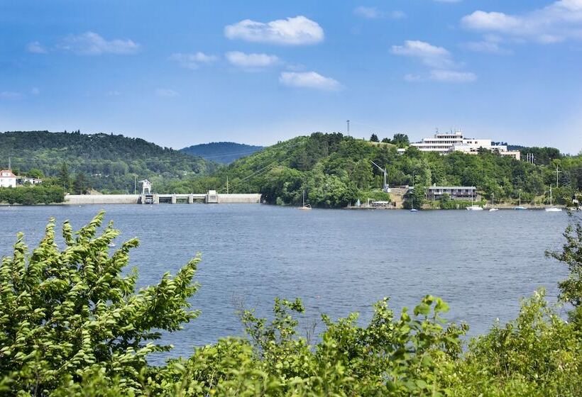 ホテル Orea Resort Santon Brno