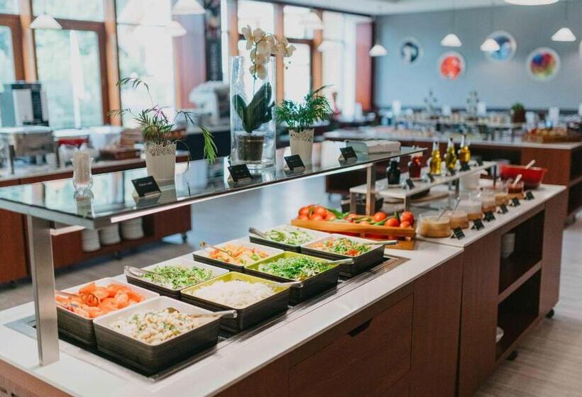 هتل Orea Resort Sklář Harrachov