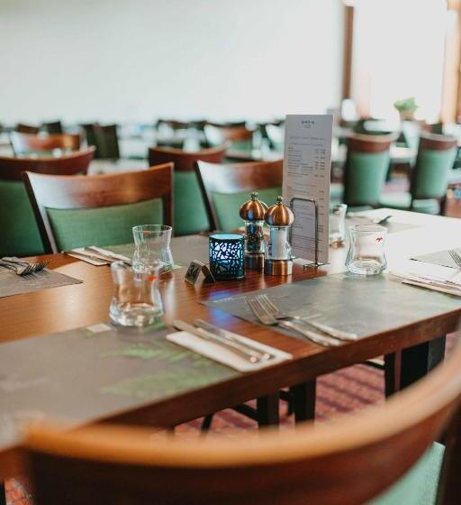 هتل Orea Resort Sklář Harrachov