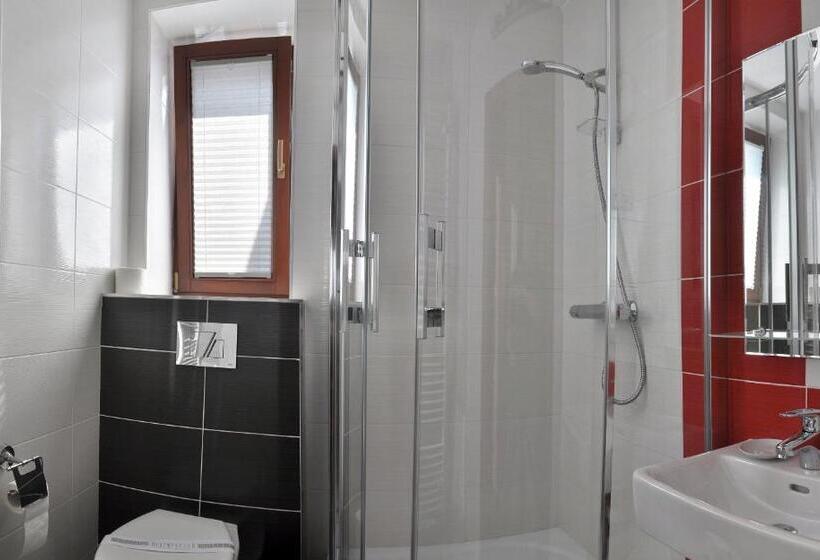 בית מלון כפרי Pension Pod Věží