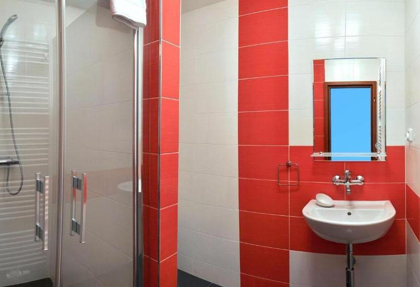 هتل Pension Pod Věží