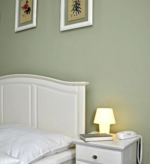 هتل Pension Pod Věží