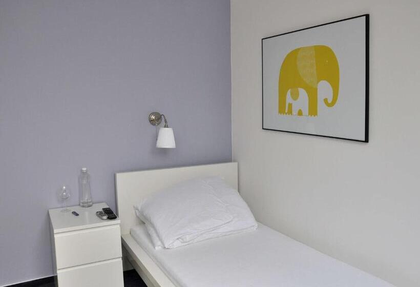 בית מלון כפרי Pension Pod Věží