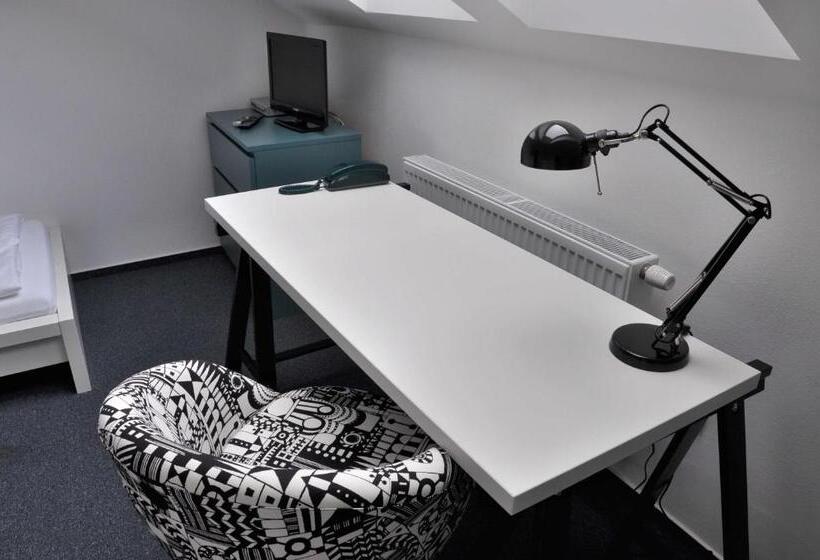 هتل Pension Pod Věží