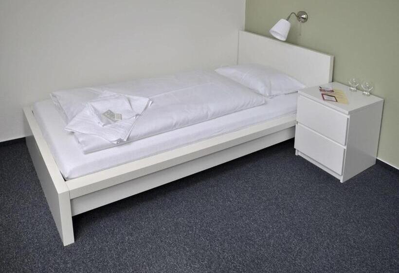 בית מלון כפרי Pension Pod Věží