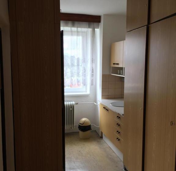 Отель Penzion Cestar