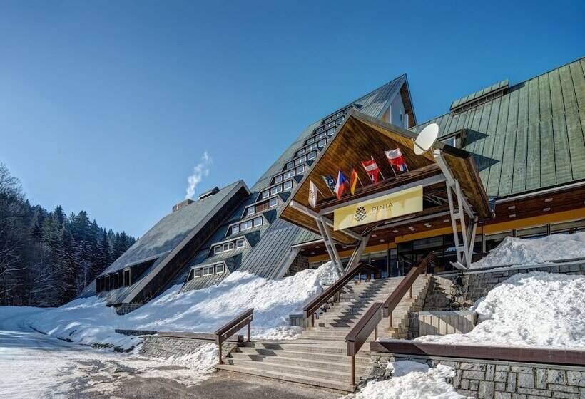 Pinia Hotel & Resort