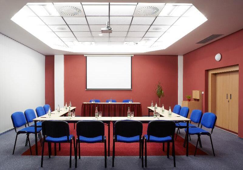 Pinia Hotel & Resort