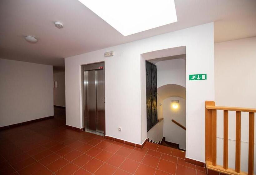 בית מלון כפרי Praha