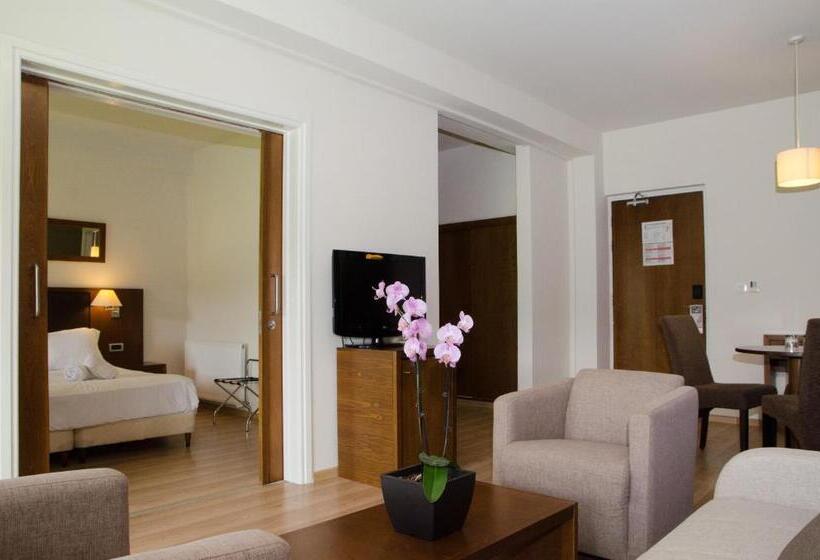 Rodon Hotel And Resort