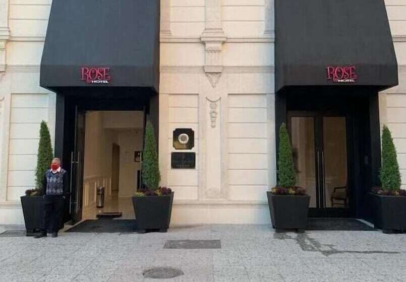 ホテル Rose
